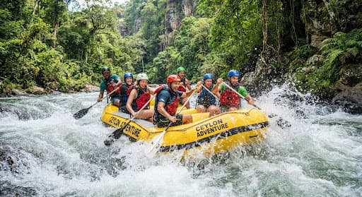 Long-Stretch Whitewater Rafting (6.5km - Killer Falls)